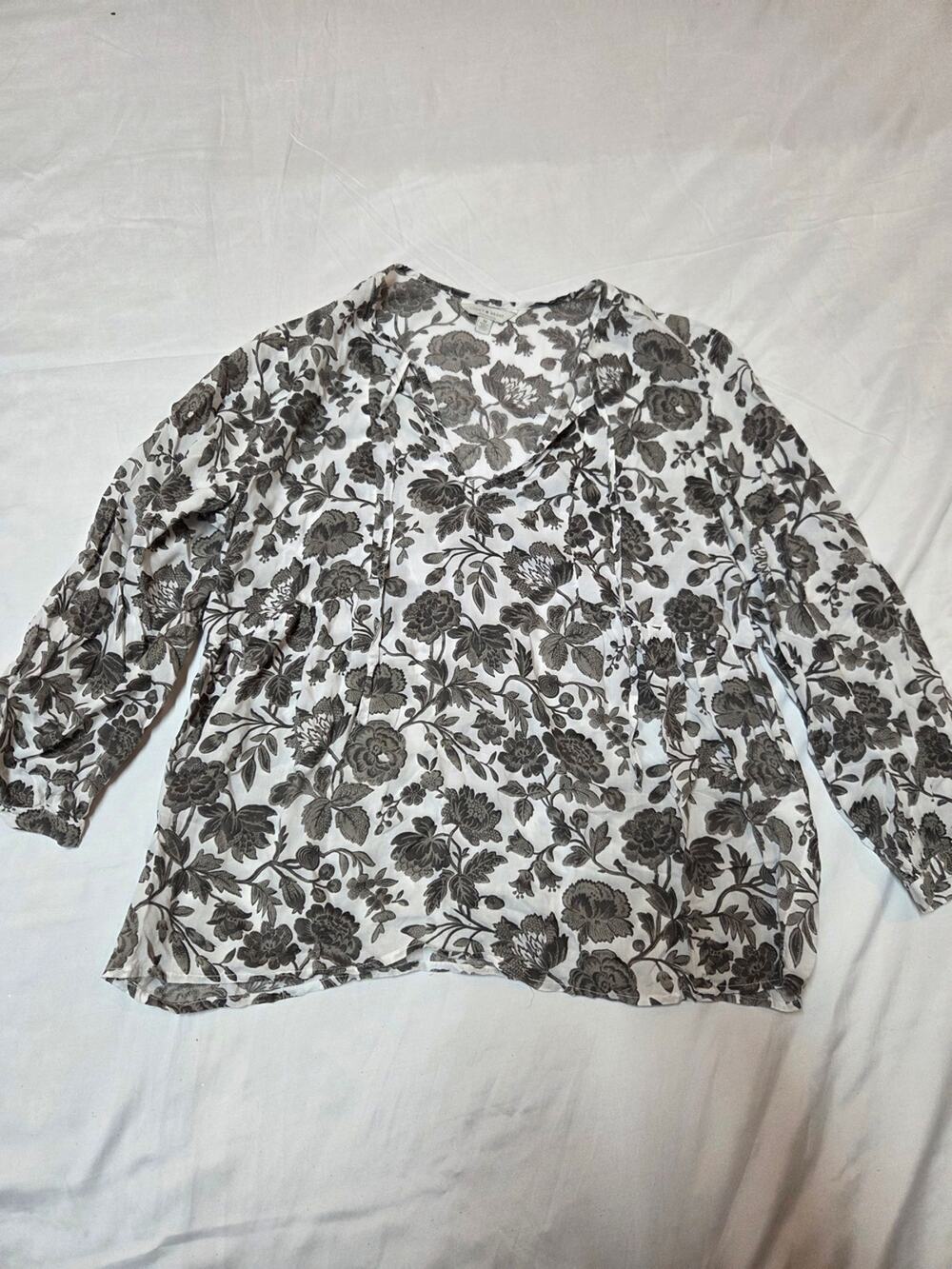 Lucky Brand Black & White Floral V-Neck Blouse